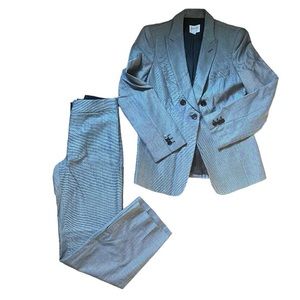 Armani Collezioni Gray Two Piece Suit Set (Blazer & Pants) Size US 6